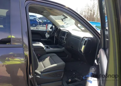 2016 Chevrolet Silverado 1500 1Lt z USA, uszkodzony, nr VIN 3GCUKREC3GG228146